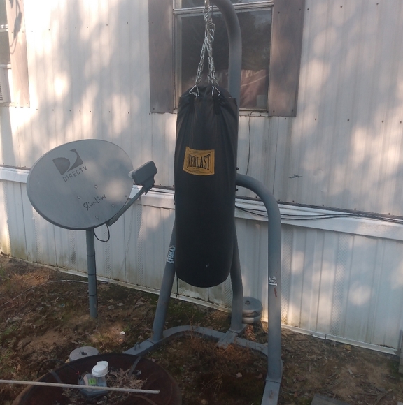 Everlasting punching bad - Picture 1 of 2